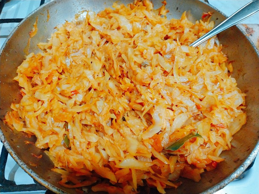 Тушёная капуста без моркови