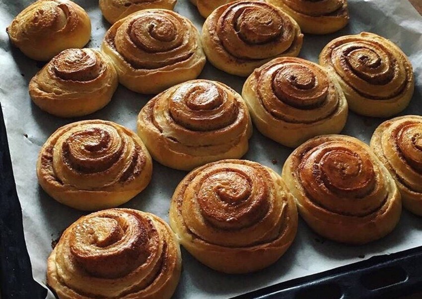 Булочки с корицей и сахаром