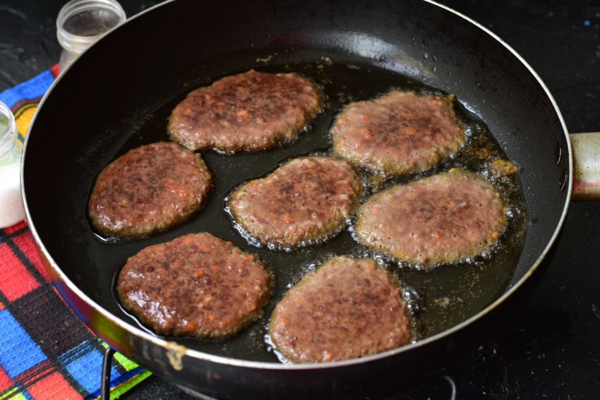 Котлеты мясное изобилие