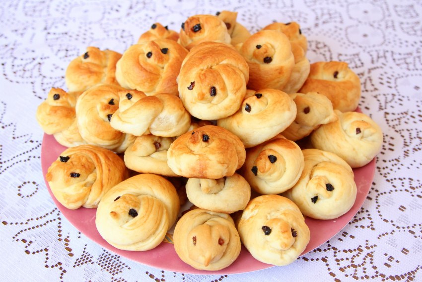 Булочки Жаворонки
