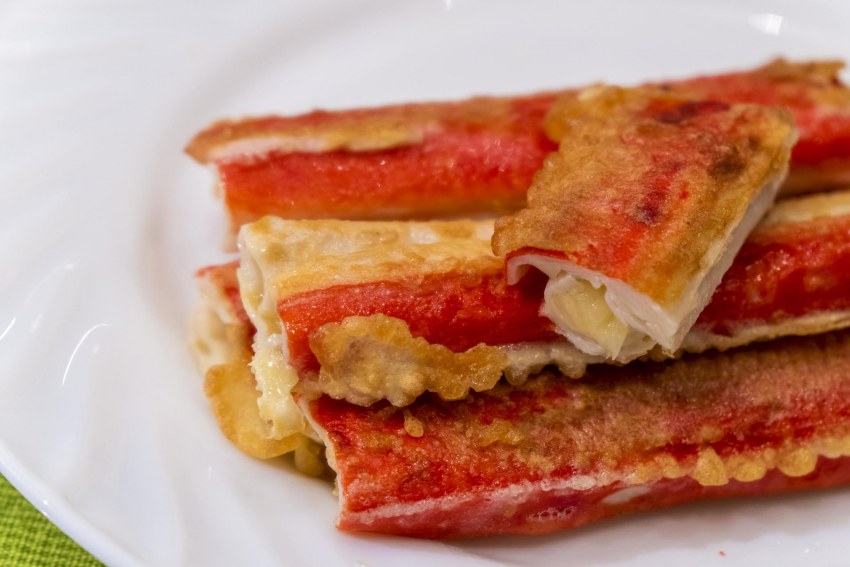 Крабовые палочки в кляре с сыром