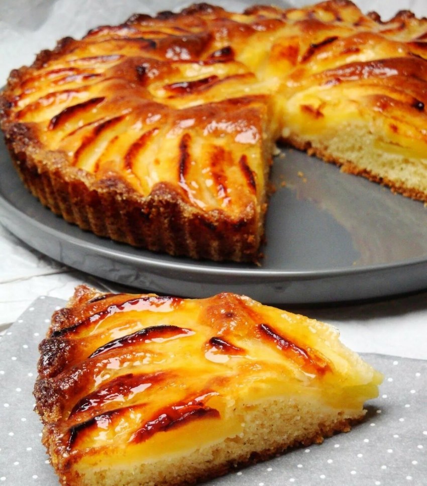 Кекс с яблоками