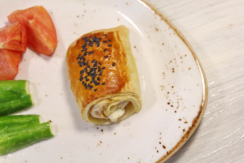 Куриные рулетики с творожным сыром