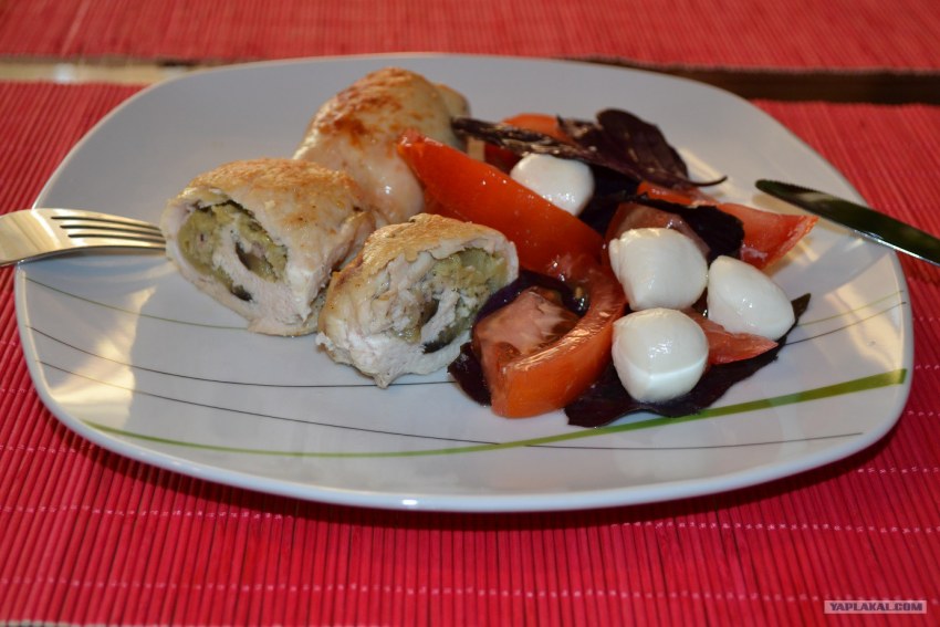 Куриные рулетики с баклажанами