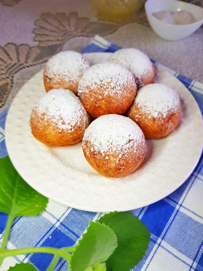 Творожные пончики