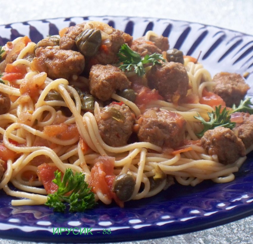 Макароны с говядиной и овощами