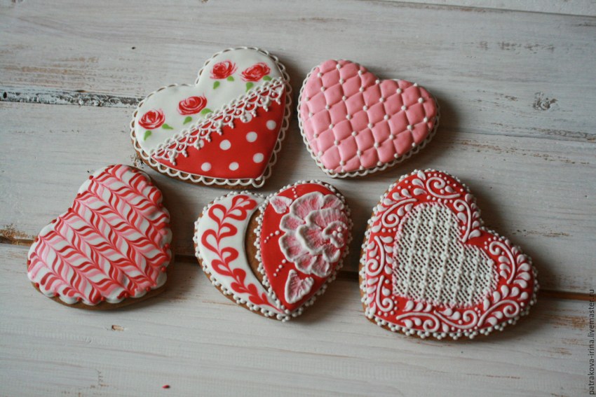 Пряники ажурные сердечки