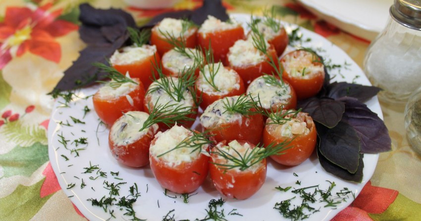 Закуска черри с чесноком и сыром