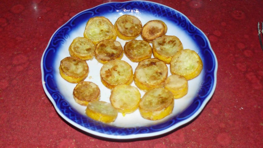 Кабачки жареные в кляре