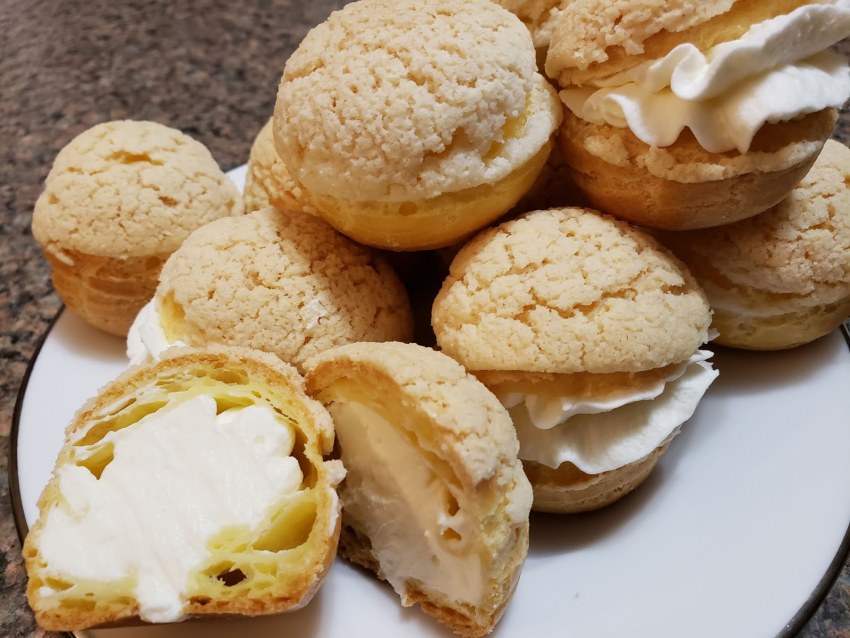 Огромный кусок теста
