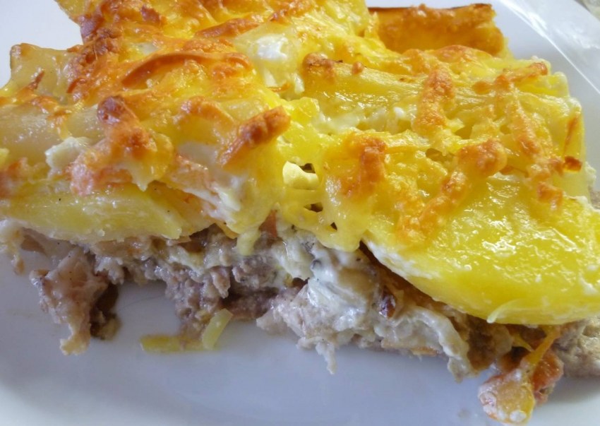 Мясо по-французски с картошкой в духовке