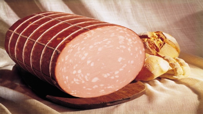 Итальянская колбаса Мортаделла