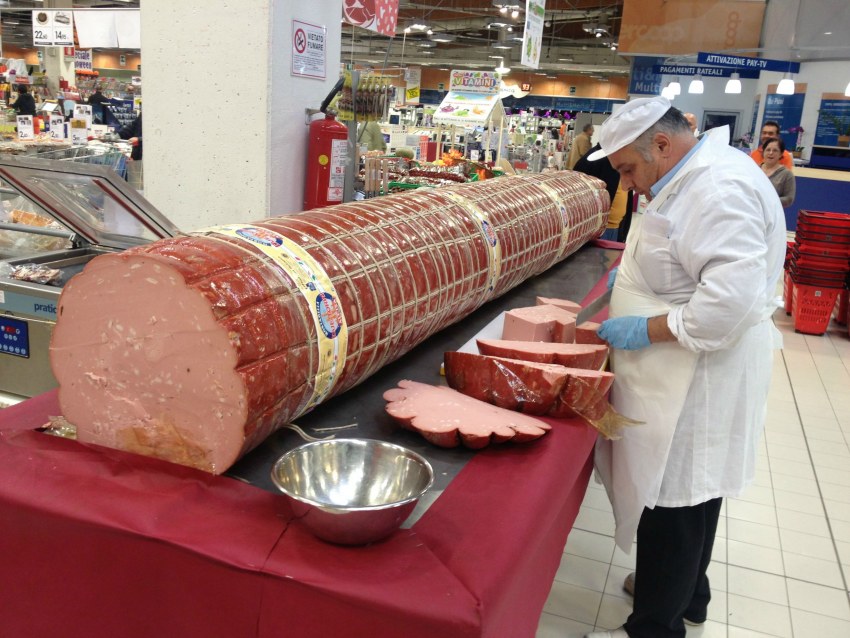 Мортаделла ди Болонья