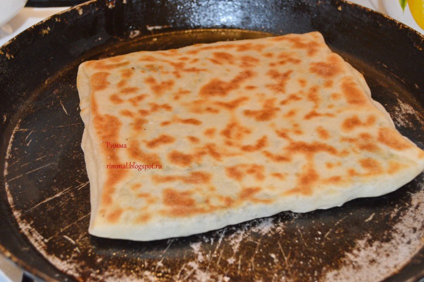 Гёзлеме турецкие лепешки с мясом