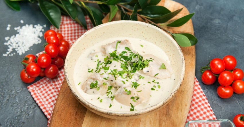 Салат с тунцом чери и пекинская капуста