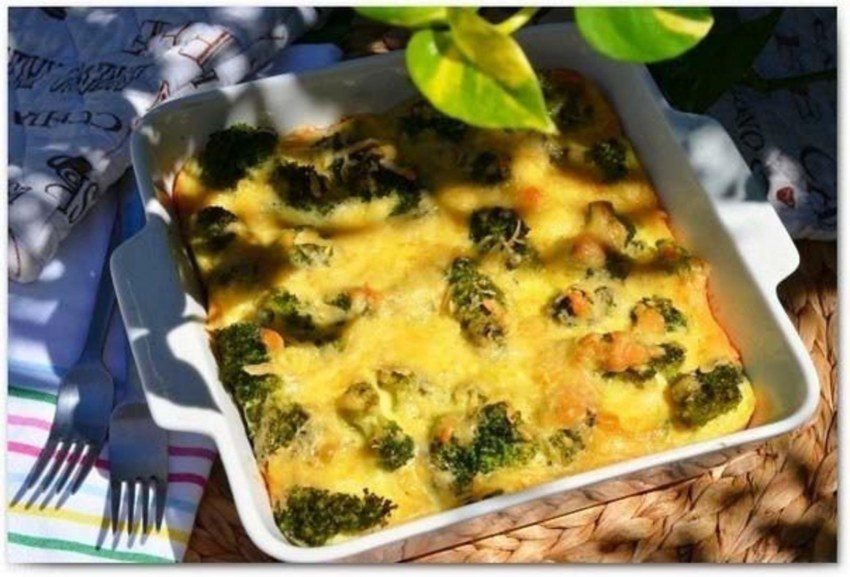 Диетическая запеканка с брокколи в духовке