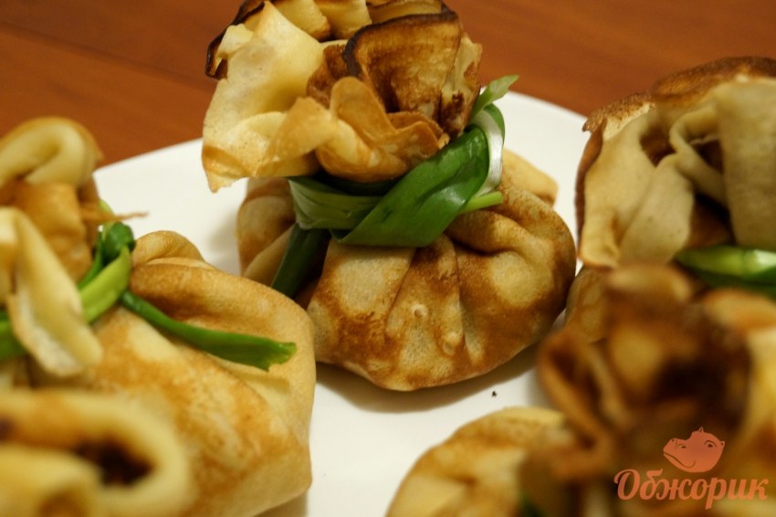 Блины фаршированные мешочки