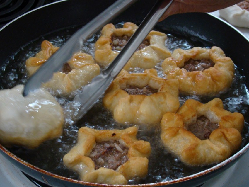 Беляши с мясом