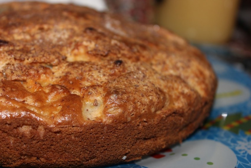 Заливной пирог с яблоками