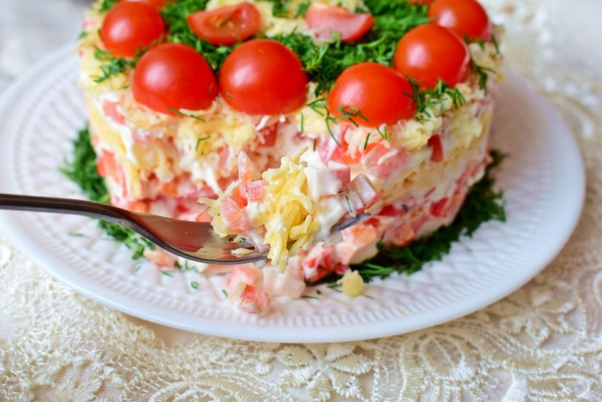 Салат красное море