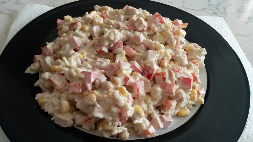Салат с пекинской капустой