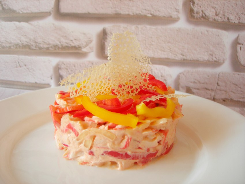 Крабовый салат с рисом
