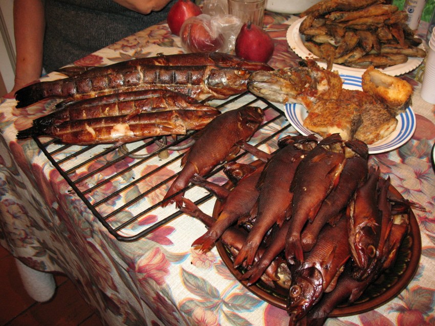 Рыба скумбрия копченая