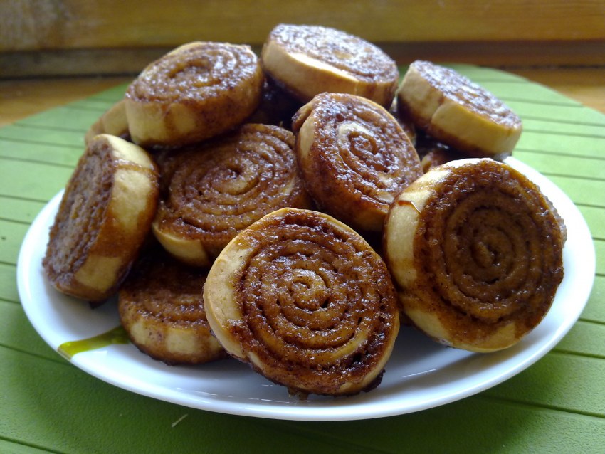 Греческая булочка с кунжутом