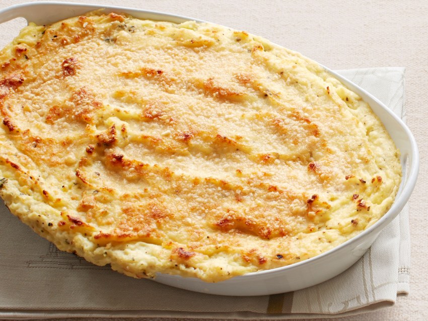 Мясо в картофельной шубке