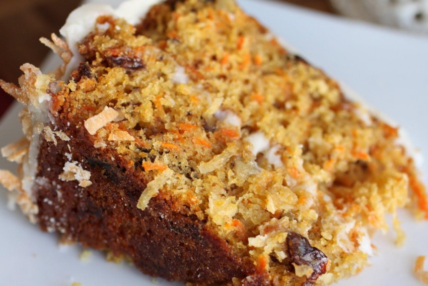 Морковный пирог с орехами