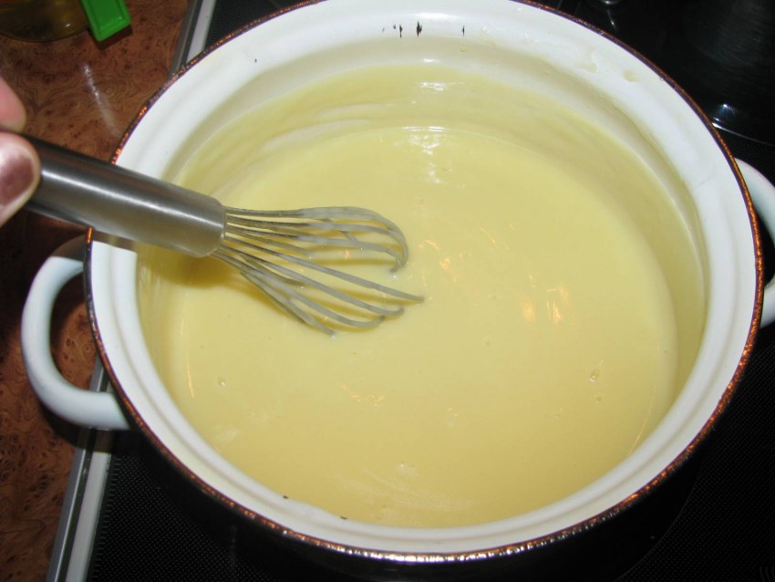 Мёд смешанный со сгущенкой