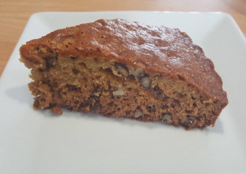 Пирог с ореховой начинкой