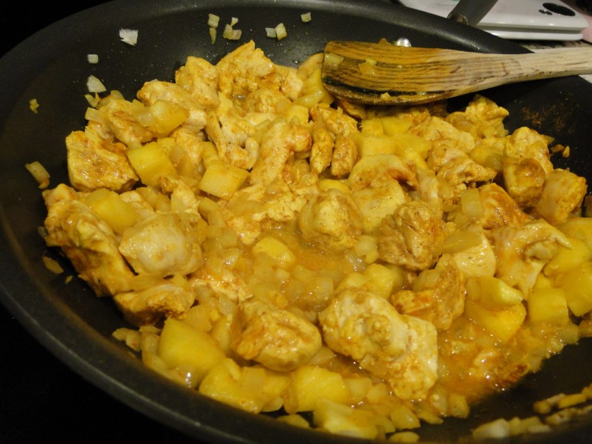 Курица карри с кокосовым молоком