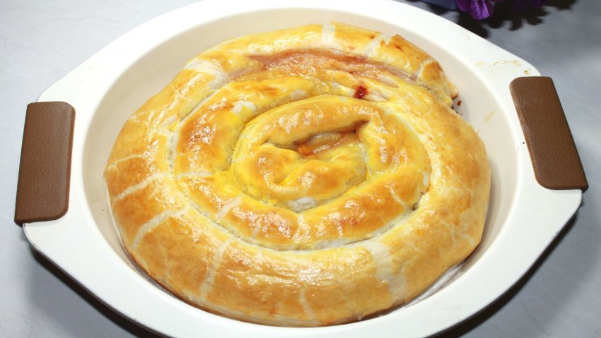 Блинная улитка с вареной сгущенкой дзен