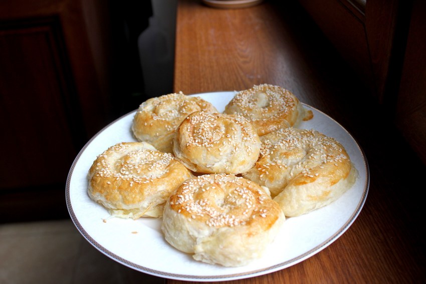 Пирог улитка с сыром