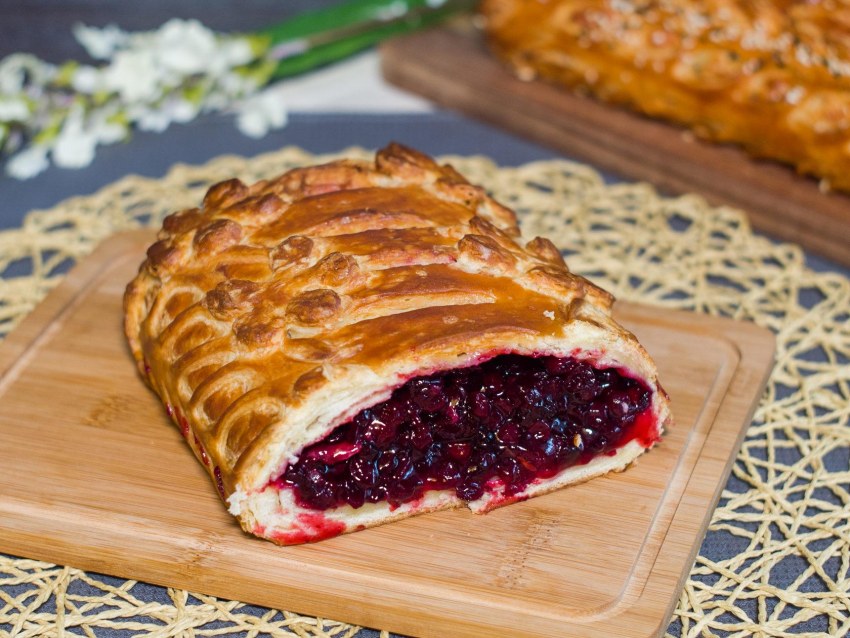 Пирог с яблочным джемом