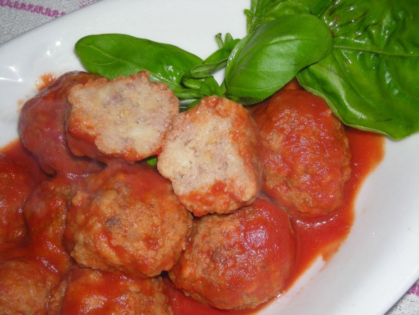 Мясные шарики в духовке