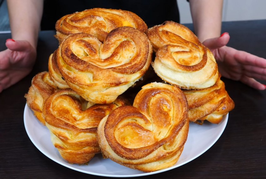 Булочка плюшка