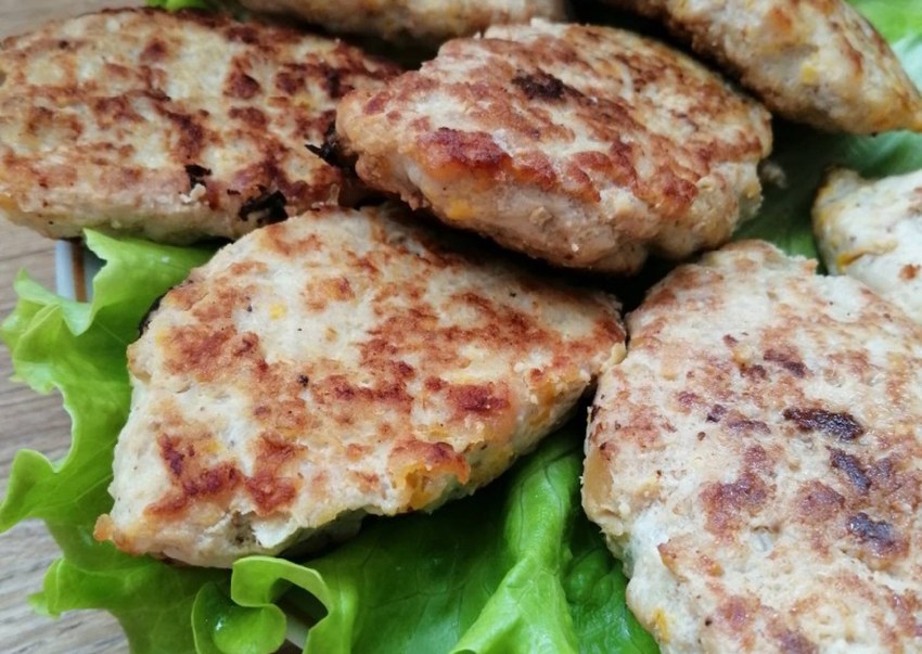 Куриные котлетки с сыром