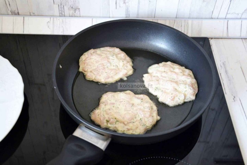 Куриные котлеты с крахмалом