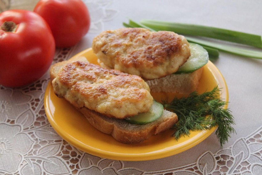 Котлеты из куриного филе рубленные с крахмалом