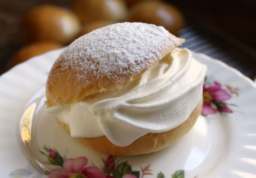 Бриошь с маскарпоне