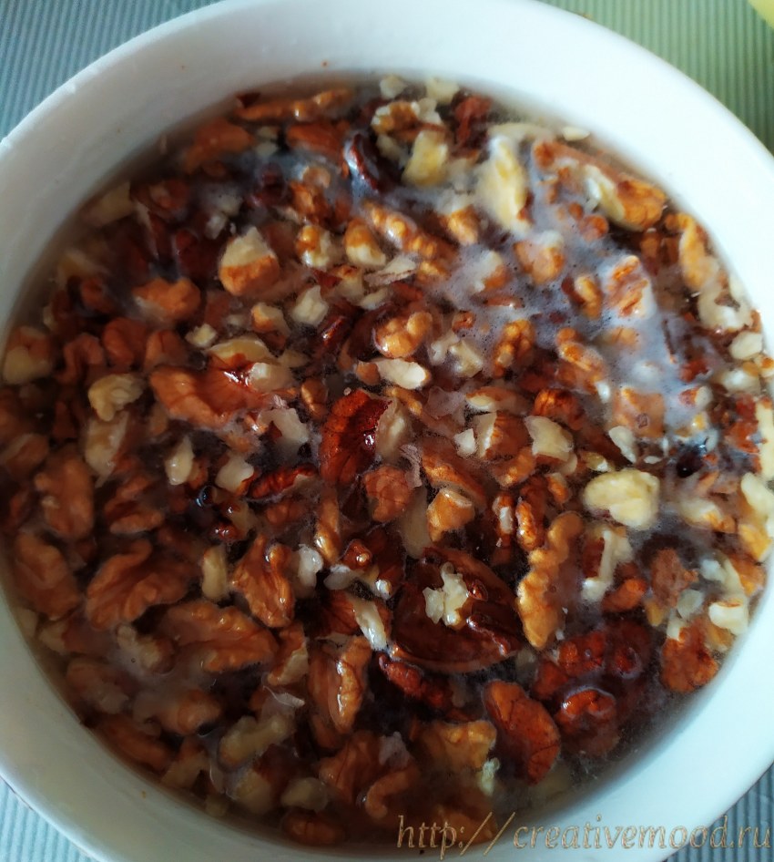 Варенье из зелёных грецких орехов с кожурой