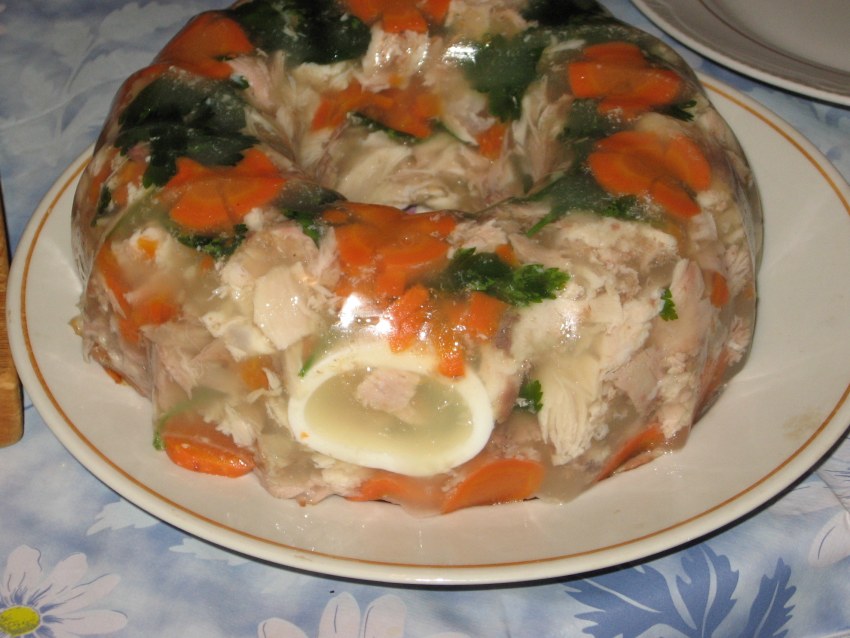 Заливное из курицы