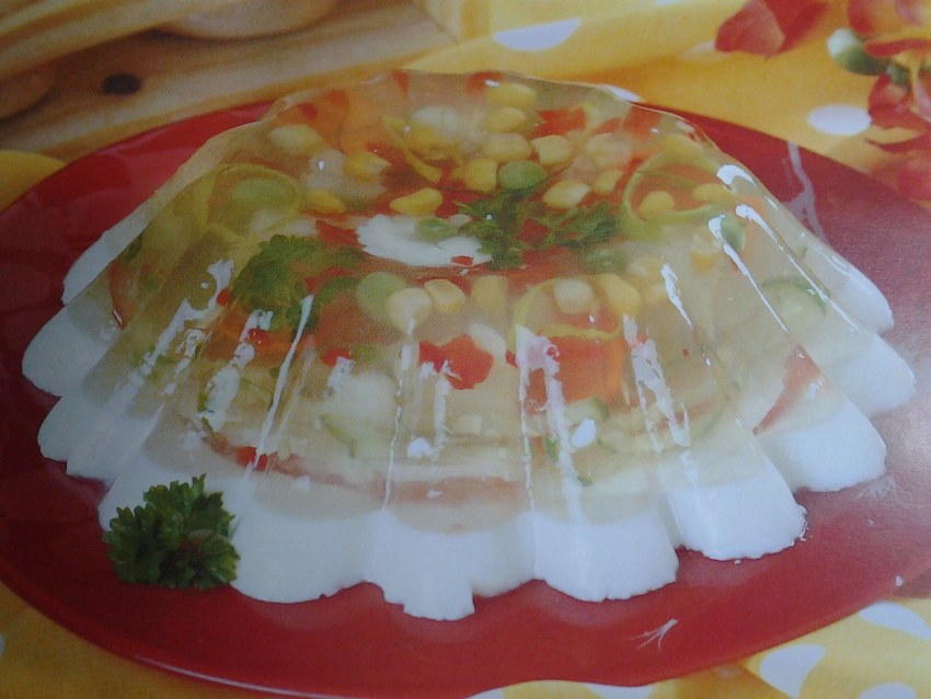 Заливное из курицы