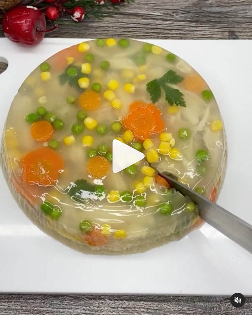 Красивое заливное из курицы