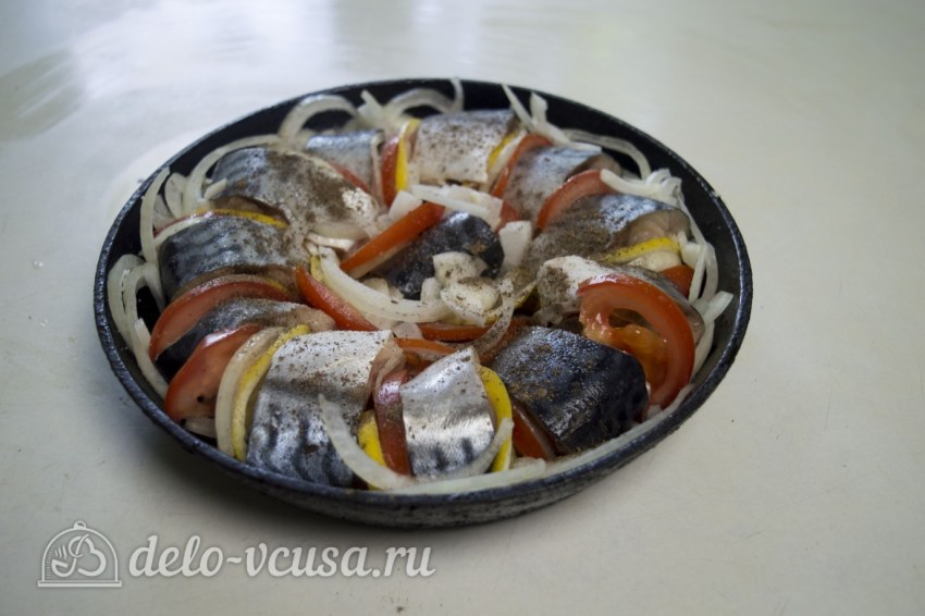 Скумбрия в сметане в духовке