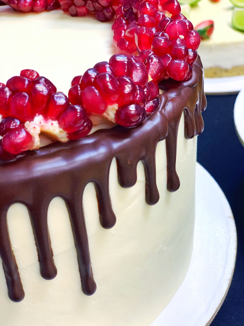 Торта "красный бархат" (Red Velvet).