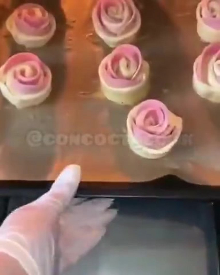 Розочки из колбасы для украшения