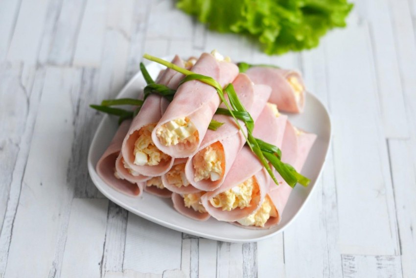 Мини рулетики из ветчины